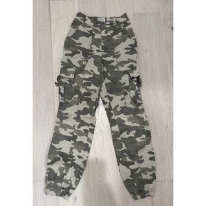 Garage Camo Cargo Pants Women’s XS/TP Jogger Style High Rise Utility
